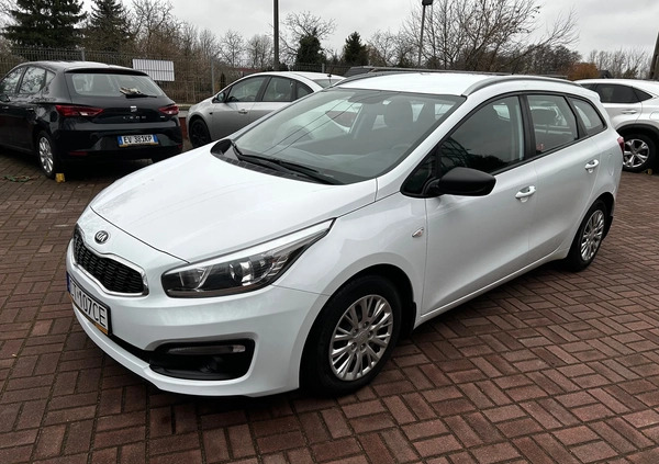 Kia Ceed cena 36600 przebieg: 171000, rok produkcji 2017 z Toruń małe 232